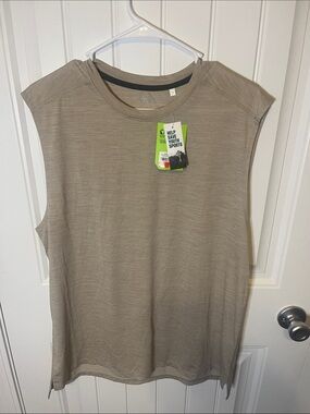 DSG Men's Sleeveless Performance Tank Top